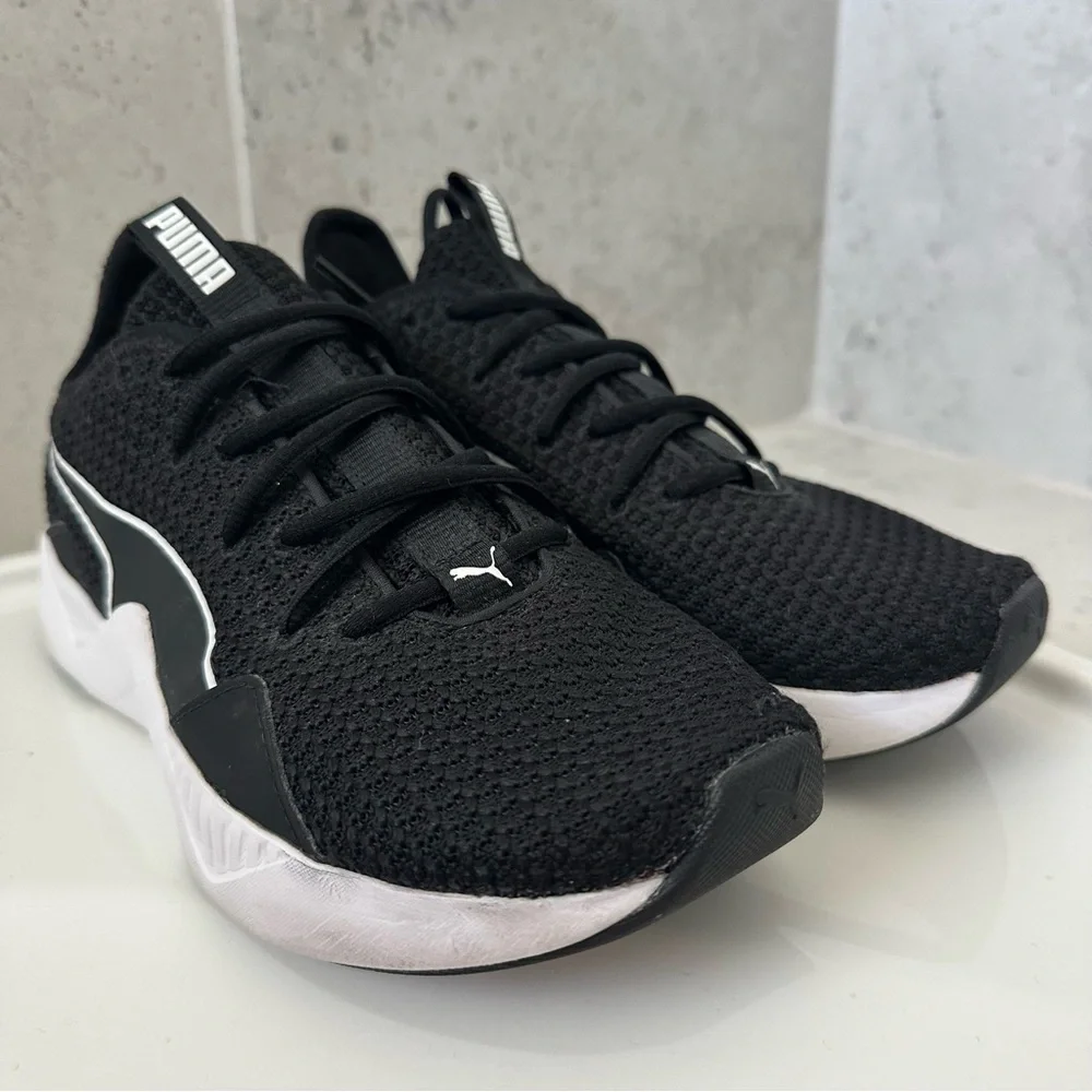 Puma Women’s Black Sneakers Size 8